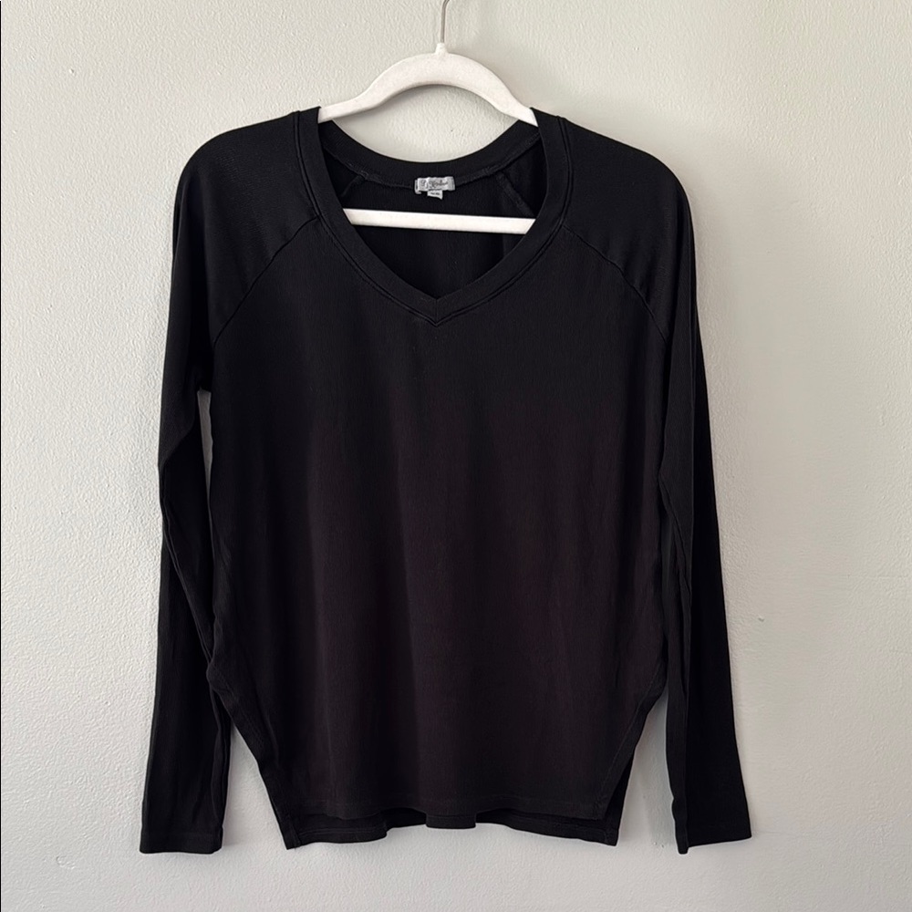 PJ Harlow Frankie Rib Knit Side Slit Sweatshirt - Black
